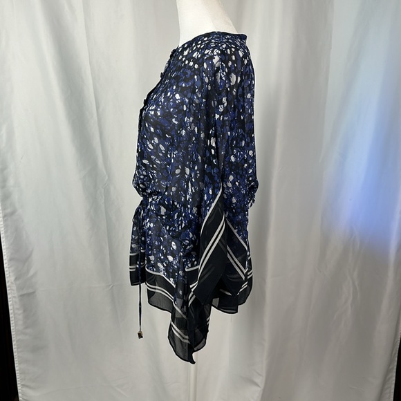 MICHAEL KORS Printed Draw String Tie Kimono Sleeve Handkerchief Blouse - Picture 4 of 13